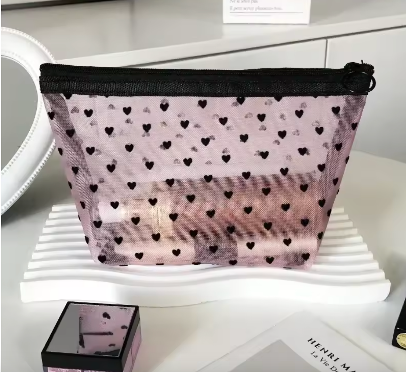 TROUSSE À MAQUILLAGE